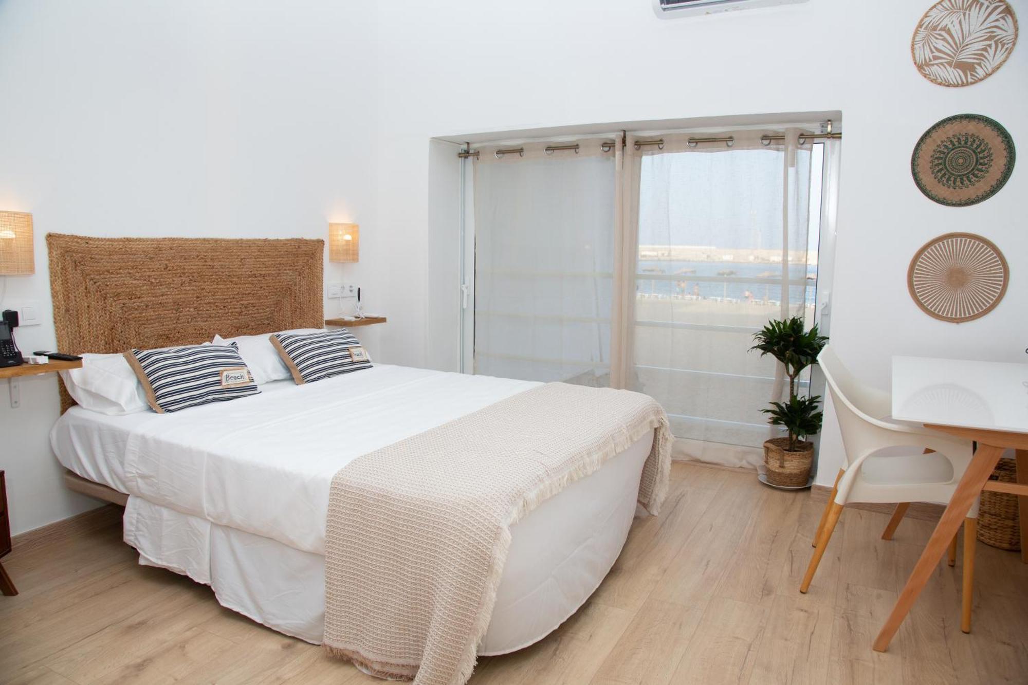 Hostal Playa Dreams Nautico Adults Гарруча Экстерьер фото