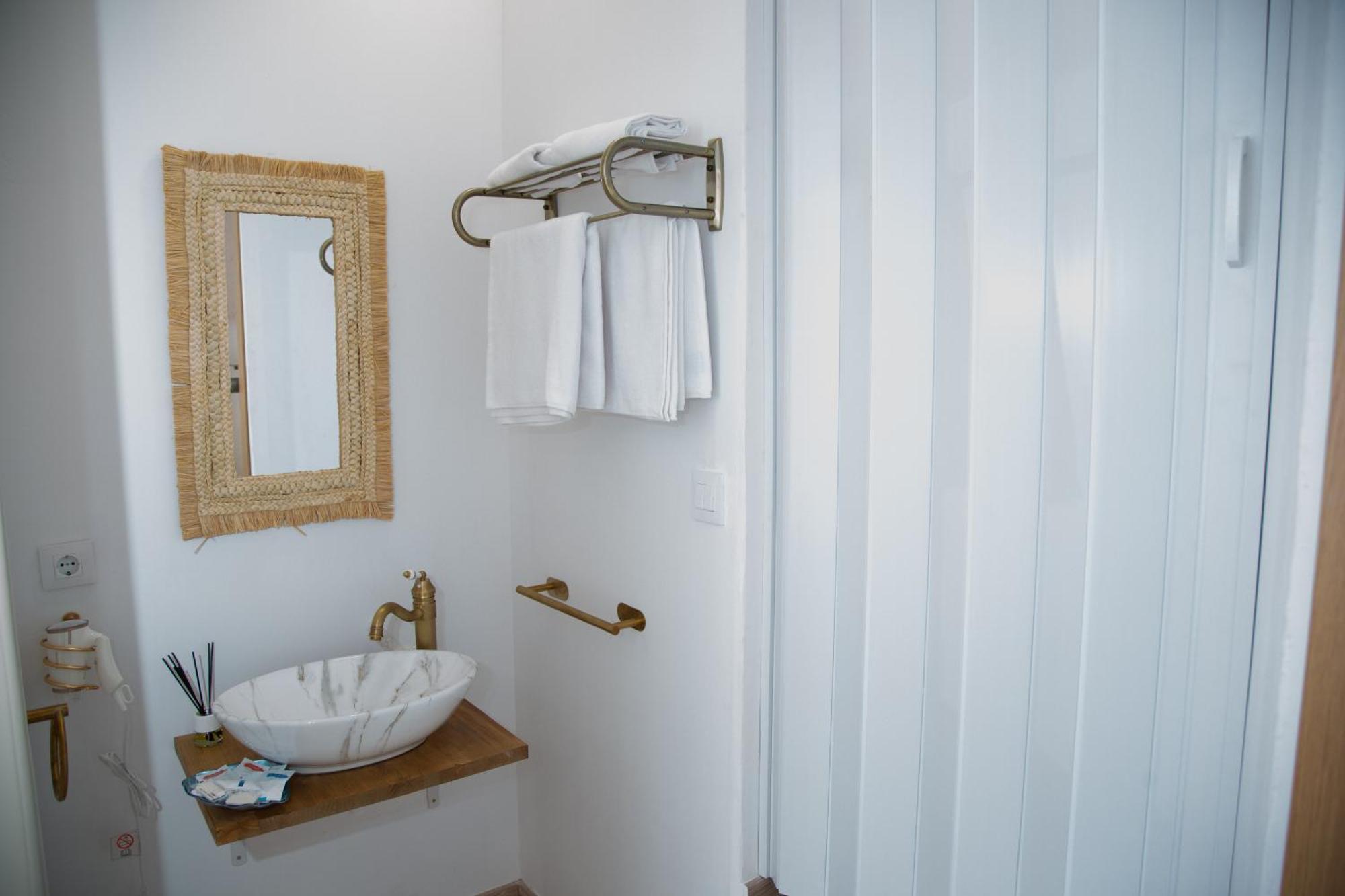 Hostal Playa Dreams Nautico Adults Гарруча Экстерьер фото