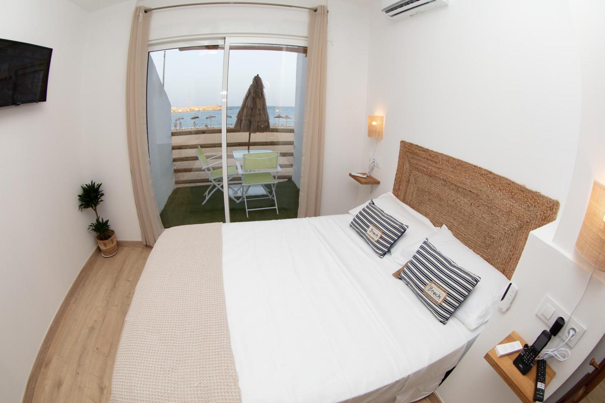 Hostal Playa Dreams Nautico Adults Гарруча Экстерьер фото