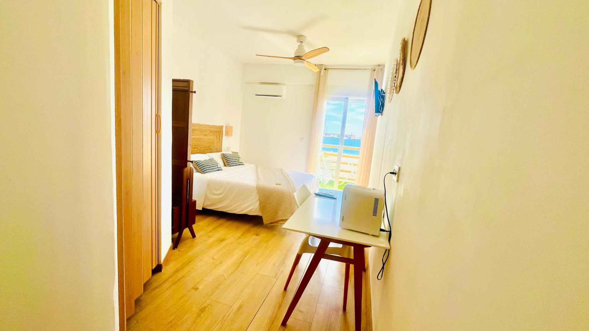 Hostal Playa Dreams Nautico Adults Гарруча Экстерьер фото